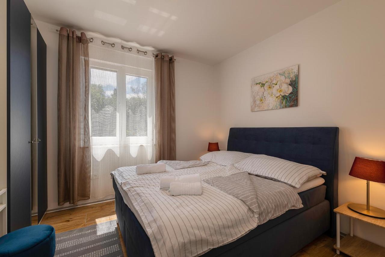 Villa Relax Home Sun Umag Exterior foto